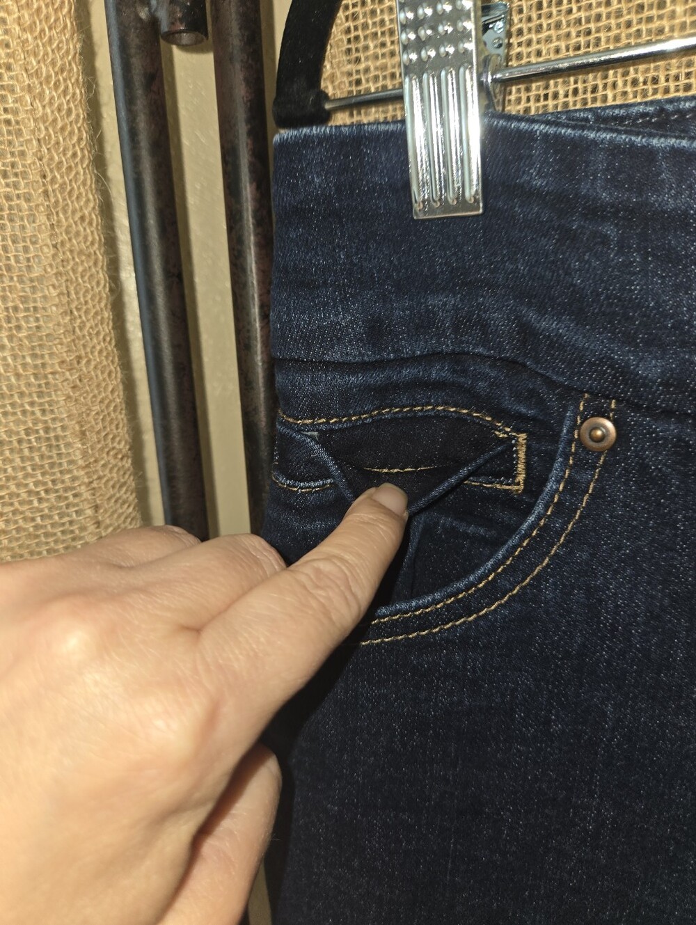 Dark Wash Straight Leg Jeans Elastic Waist Stretch Denim 12L - Picture 4 of 12